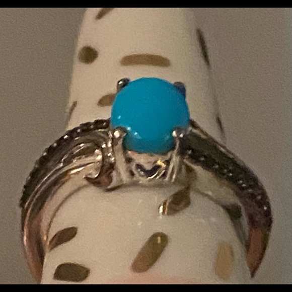 Sleeping beauty turquoise ring with black diamond accents. Size 6 1/2. 925 - Picture 6 of 6